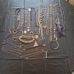 BAG OF NECKLACES CHAINS 2 LBS ALL WEARABLE GOLD SILVER TONE